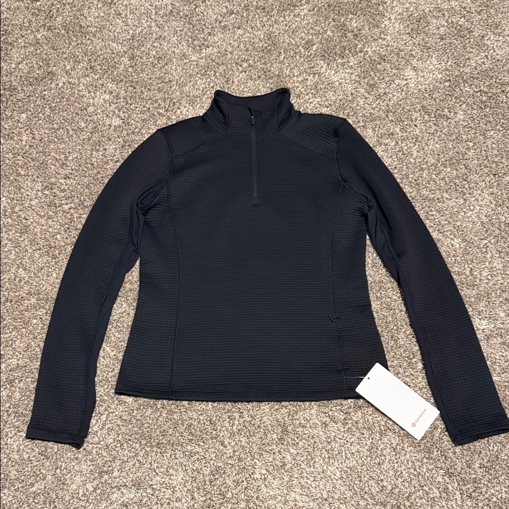 Lululemon 1/2 Zip LS - Picture 1 of 6